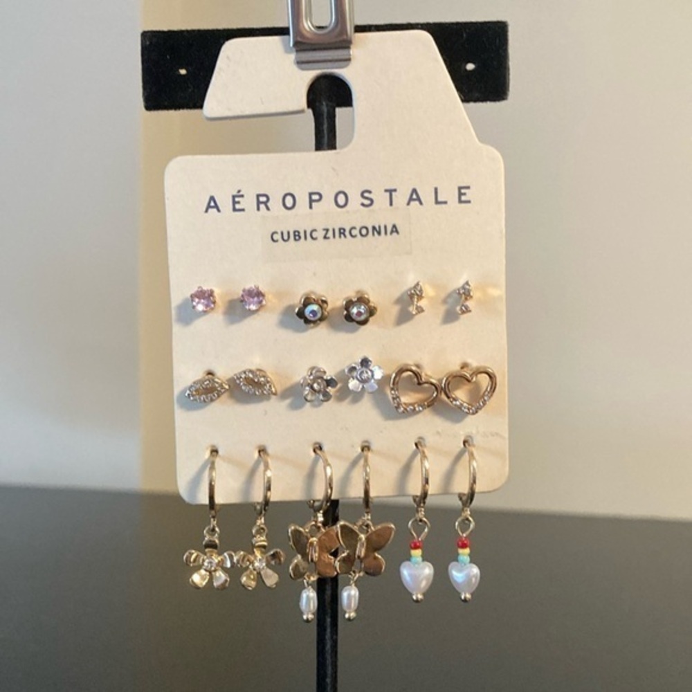Aeropostale Elegant Earring Collection